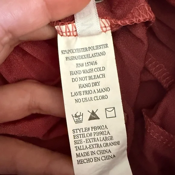 women’s mauve Pink Pleated sheer Pants - Picture 2 of 3